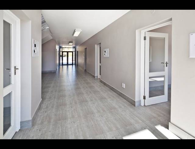 BUSINESS PROPERTY TO RENT IN BAILLIE PARK